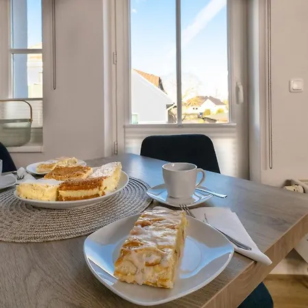 Haus Seeblick Mit 9 Wohnungen Alt Reddevitz Exterior foto