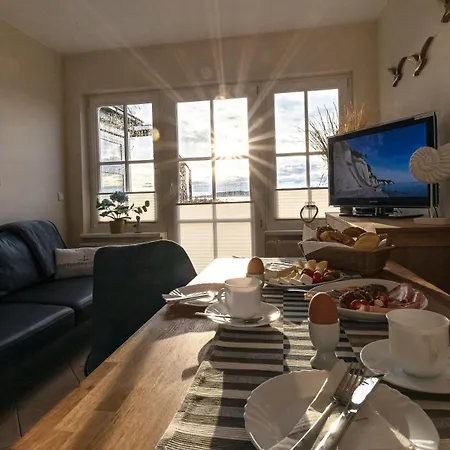 Haus Seeblick Mit 9 Wohnungen Alt Reddevitz Exterior foto