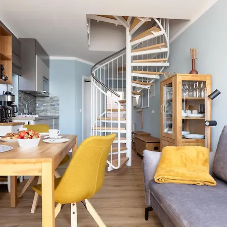 Haus Seeblick Mit 9 Wohnungen Alt Reddevitz Exterior foto