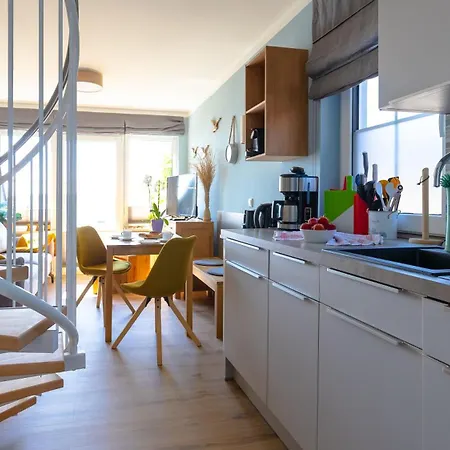 Haus Seeblick Mit 9 Wohnungen Alt Reddevitz Exterior foto