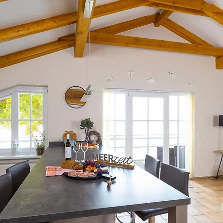 Haus Seeblick Mit 9 Wohnungen Alt Reddevitz Exterior foto