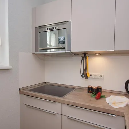 Haus Seeblick Mit 9 Wohnungen Alt Reddevitz Exterior foto