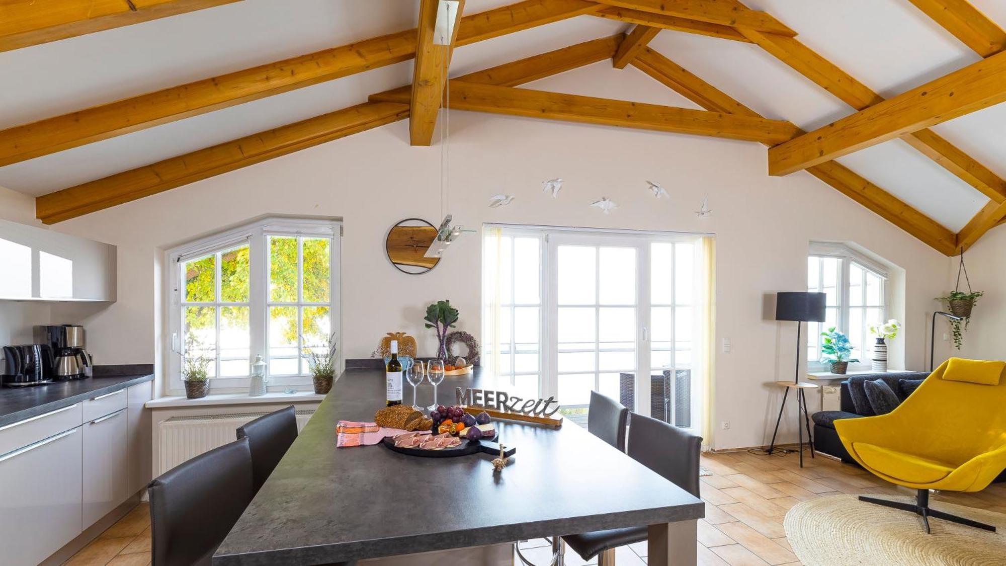 Haus Seeblick Mit 9 * Alt Reddevitz