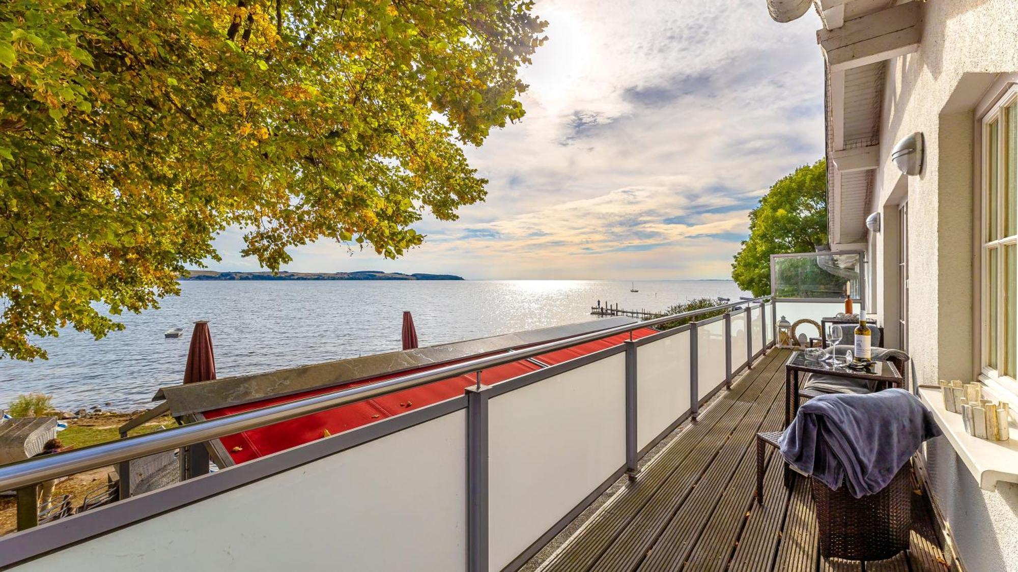 Haus Seeblick Mit 9 Apartment